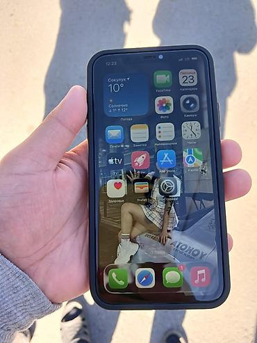 Техника и электроника: IPhone 11 Pro Max, Б/у, 64 ГБ, Matte Midnight Green, Чехол, 70 % — 1