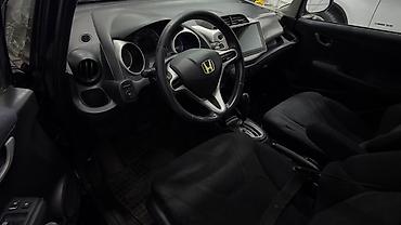 лада 2107 2011: Honda Fit: 2008 г., 1.5 л, Автомат, Бензин, Хэтчбэк — 5