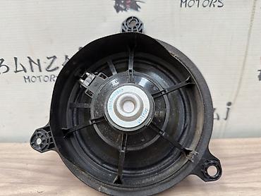 jack e4: Динамик задний Toyota Camry XV70 Оригинальный задний динамик — 1