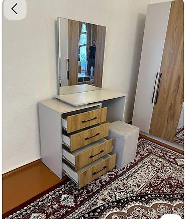 santexnik utu: Vizaj masası dəsti - Geniş güzgülü masadır: böyük kvadrat güzgü təbii — 1
