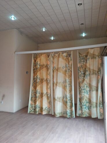 Digər kommersiya daşınmaz əmlakı: İcarəlik/Ticarət obyektı – küçə vitrinli, iki qapılı köşə (pavilon) - — 10