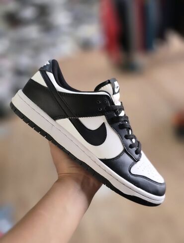 женские брендовые туфли недорого: Кроссовки, 41, Nike, Б/у, цвет - Черный, Самовывоз