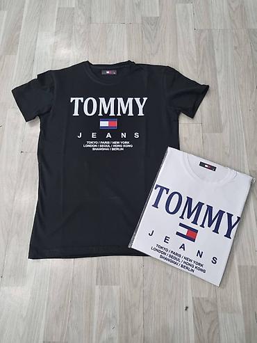 Majice: Men's T-shirt Adidas, bоја - Crna — 1