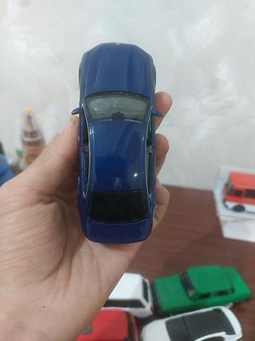 e34 bmw: Mavi rəngli metal oyuncaq model avtomobil – sedan tipli. Realist — 5