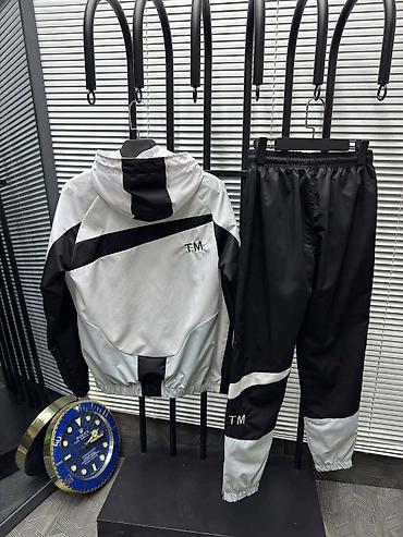 adidas muške jakne: Sportski komplet – jakna sa kapuljačom i trenerka - Model: dvoslojni — 1