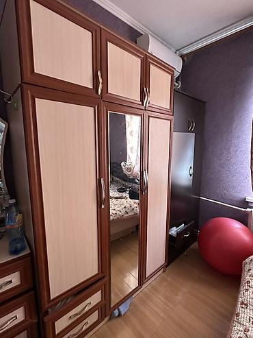 standing mirror: Шкаф-купе/распашной модульный гарнитур для спальни - Комплектация — 2