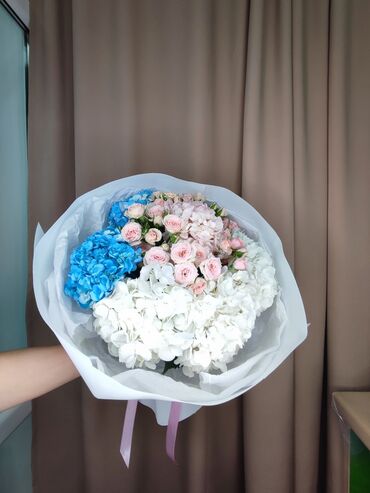 Цветы и букеты: Букеты на разные Мероприятия принимаем заказы на любой сложности по — 12