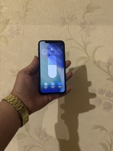 Apple iPhone: IPhone 11 Pro — 1