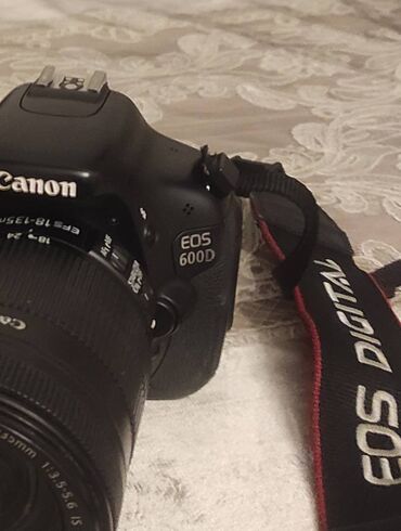 canon eos 550d: Ela vəziyyətdədir heç bir problemi yoxdur