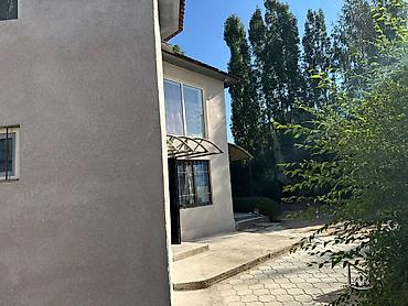 складной дом: Продается 2х этажный коттедж, 186м кв., участок 6 соток (по факту 10) — 9