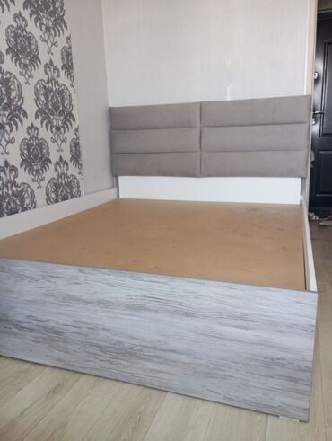 матрас для двуспальной кровати: Эки кишилик керебет, Колдонулган, Without a mattress, узуну - 200 см