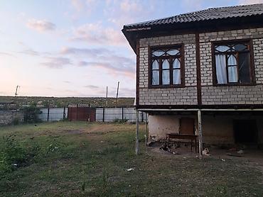 heyet evlerı: 3 otaqlı, 100 kv. m, Kredit yoxdur, Təmirsiz — 4
