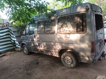 Ford: Ford Transit: 1994 г., 2.4 л, Механика, Дизель, Фургон