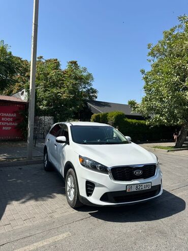 дом на колесах цена в бишкеке: Белый кроссовер Kia Sorento с современным дизайном и просторным