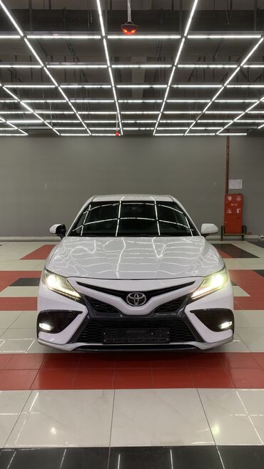 Toyota: Toyota Camry: 2018 г., 2.5 л, Автомат, Бензин, Седан