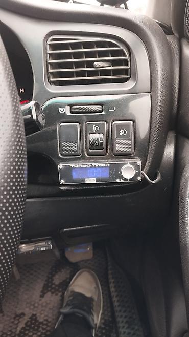 Subaru Legacy: 2000 г., 2 л, Типтроник, Газ, Седан — 7