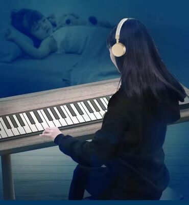 купить музыкальный центр aiwa: Гибкое пианино отличается компактностью и мобильностью. Оно звучит так
