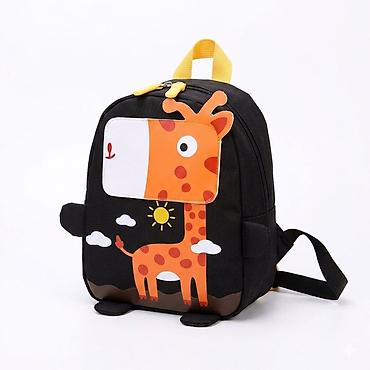 kipling monkey: Детский рюкзачок с жирафом - Яркий дизайн: крупная аппликация жирафа — 1
