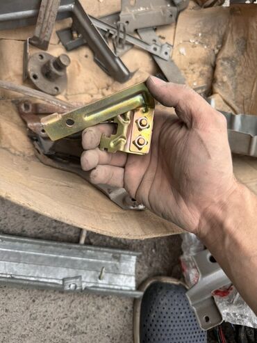 Другие автозапчасти: Запчасти для Mitsubishi space gear — 93