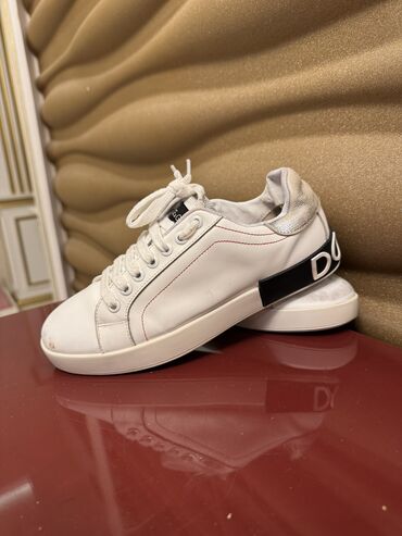 Женская одежда: Dolce & Gabbana, Размер: 40, цвет - Белый, Б/у
