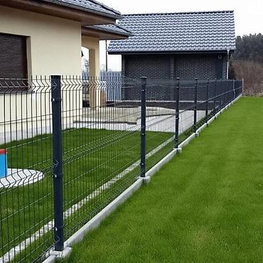 Proizvodi od rolovanog metala, metalni kanali: Panel 3d 153x200 4mm. Panelna ogradafence system dooTel.Bulevar Kralja — 6