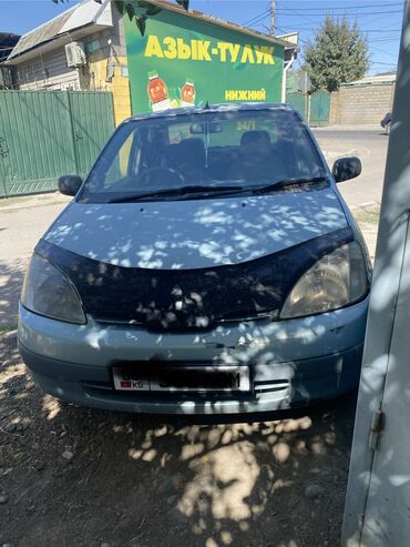 электронный машине: Toyota Prius: 1999 г., Гибрид, Седан