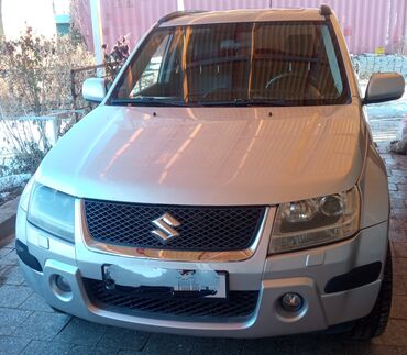 ленд крузер араб: Suzuki Vitara: 2005 г., 2 л, Автомат, Бензин, Внедорожник