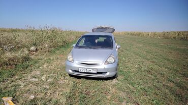 купить машину без первоначального взноса: Honda Fit: 2001 г., 1.3 л, Вариатор, Бензин, Хетчбек