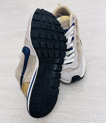 красопка бу: Оригинальные винтажные кроссовки Nike в идеальном состоянии. Размер — 6