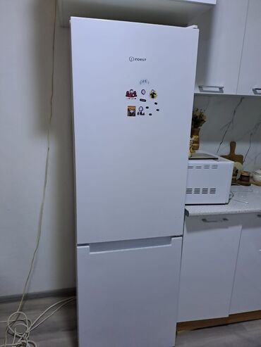 indesit soyuducu: Б/у 2 двери Indesit Холодильник Продажа