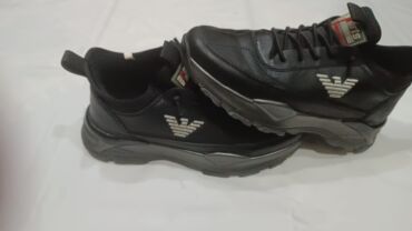 Digər ayaqqabılar: Ölçü: 39, rəng - Qara, Yeni — 3