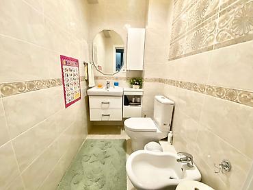 Долгосрочная аренда квартир: For rent 2 bedroom apartment is in the city centre. Moskovskaya — 12