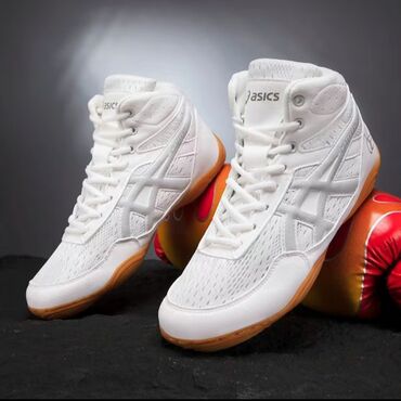 форма для охрана: Продам новые борцовки,заказал не подошёл размер .Не разу не