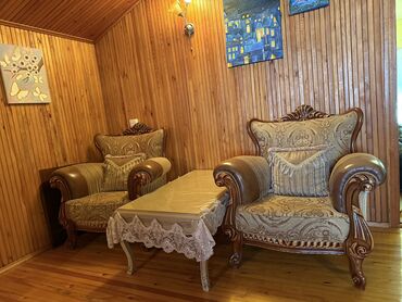 salon avadanliqlarinin satisi: İşlənmiş, Kreslo, Parça, Kredit yoxdur, Çatdırılma yoxdur
