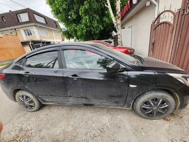 Hyundai: Hyundai Solaris: 2014 г., 1.6 л, Автомат, Бензин, Седан