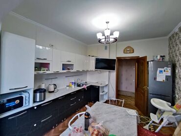 продам 4 квартиру: 4 комнаты, 116 м², Индивидуалка, 4 этаж, Косметический ремонт