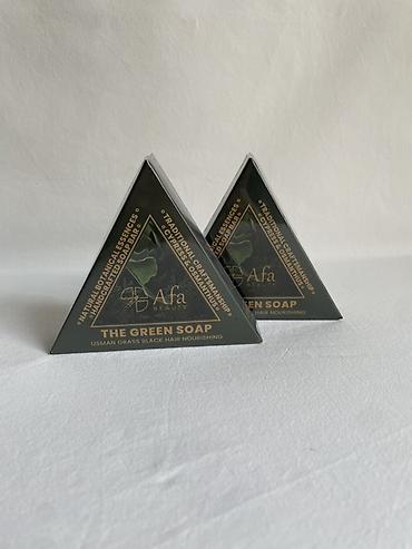 sac dəsti: Afa Beauty “The Green Soap” – üçbucaq formalı bərk sabun. Məhsul — 3