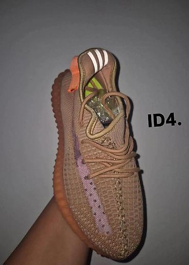 ccc.rs obuca: Yezzy lepo odradjene
Urezan boost u djonu
36-48
4500 din ❤️‍🔥
SS🖤⭐⭐ — 1