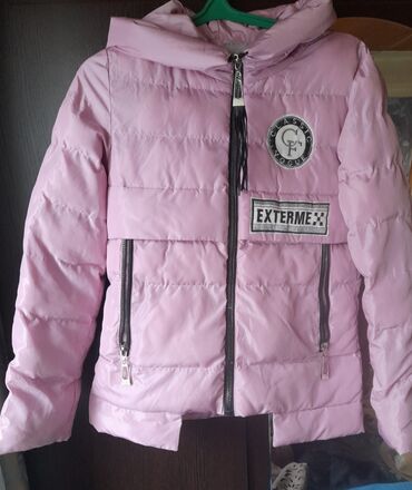теплая зимняя куртка женская: Пуховик, S (EU 36), M (EU 38)