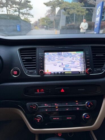 Kia: Kia Carnival: 2019 г., 2.2 л, Автомат, Дизель, Минивэн — 8