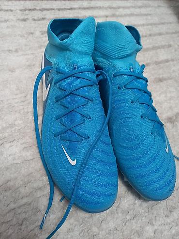 Бутсы: Футбольные бутсы Nike Phantom Luna (FG) — ярко‑голубой цвет. Оригинал — 1