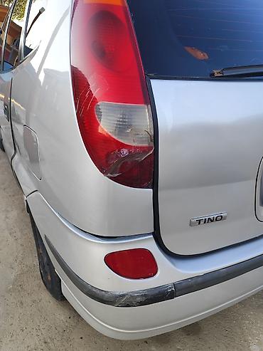 e klass: Nissan Almera Tino: 2002 г., Хэтчбэк — 5