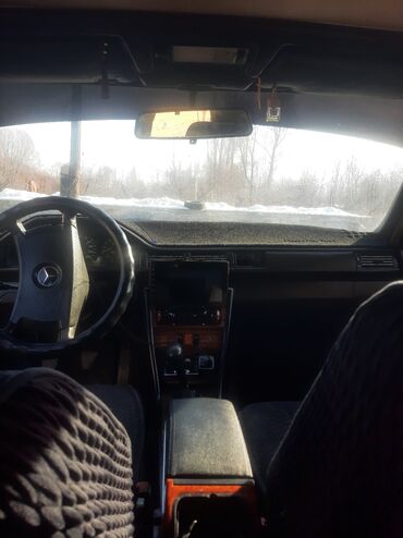 Mercedes-Benz: Mercedes-Benz : 1999 г., 2.3 л, Механика, Бензин, Седан — 8