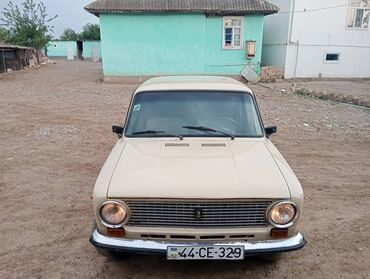 114 cars vaz: VAZ (LADA) : 1.6 l | 1986 il 180 km Sedan