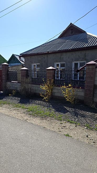 Продажа коттеджей и домов: Продам дом в г.Кант во втором микрорайоне, район жилдома. рядом сады at lalafo.kg — 25 Продажа коттеджей и домов: Продам дом в г.Кант во втором микрорайоне, район жилдома. рядом сады — 25