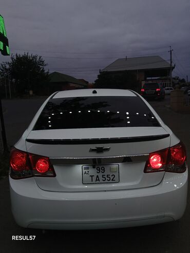 Chevrolet: Chevrolet Cruze: 1.4 l | Sedan — 5