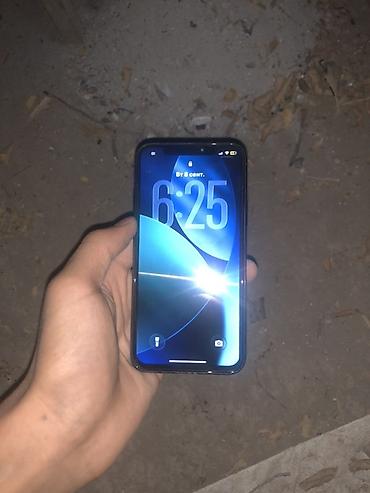 5 s iphone: СРОЧНО ПРОДОЕТСЯ 11про IPhone 11 Pro, цвет тёмно-зелёный — 1