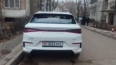 BYD: BYD : 2025 г., 0.1 л, Автомат, Электромобиль, Хэтчбэк — 6