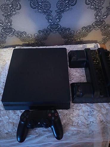 Техника и электроника: PlayStation 4 Slim konsolu və aksesuarları - Model: Sony PlayStation — 1