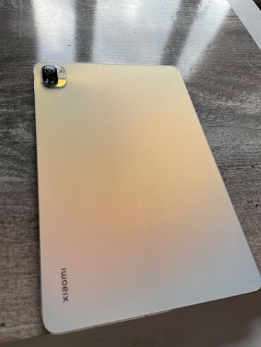 xiaomi curved: Планшет, Xiaomi, память 128 ГБ, 10" - 11", Wi-Fi, Б/у, Классический цвет - Белый
